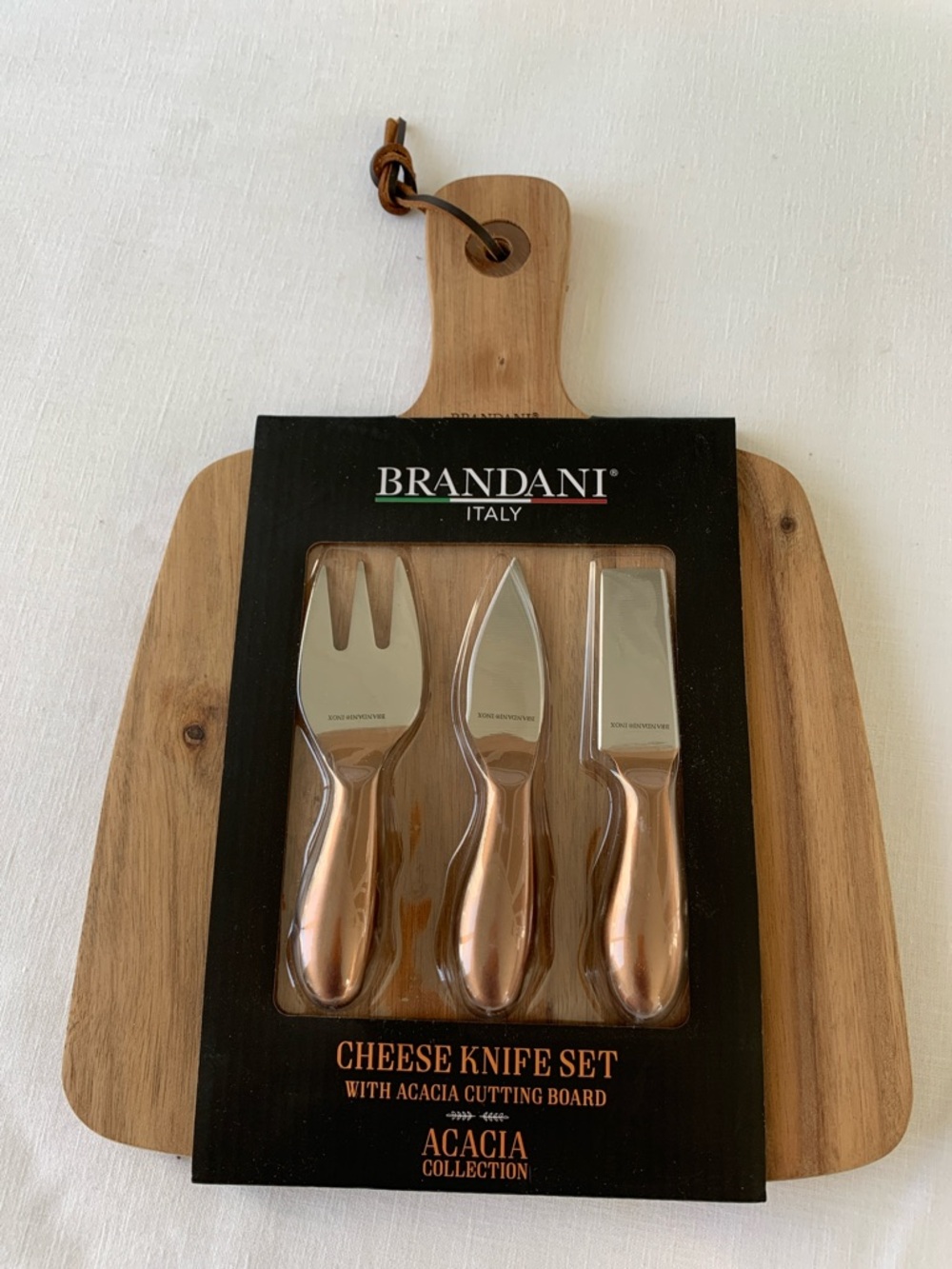 Brandani Cheese Knife Set with Acacia Wood Cutting Board - NWT
